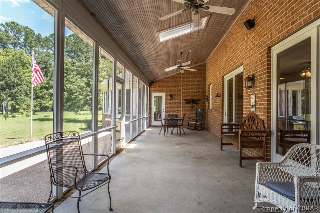 7330 Creekview Road Gloucester, VA 23061 - Photo 29 of 41 Gallery Image 29