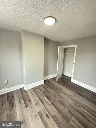 $3,200 | 249 East Oak Street, Norristown, PA 19401