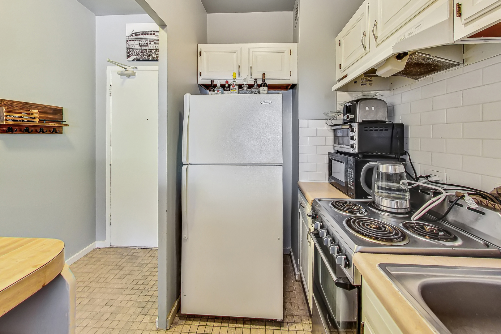 2909 North Sheridan Road, Unit 114 Chicago, IL 60657 - Photo 16 of 25