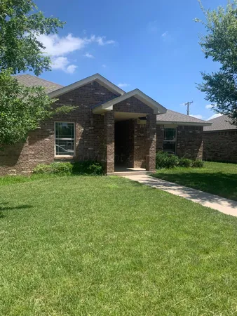 $2,200 | 2415 17th Avenue, Canyon, TX 79015