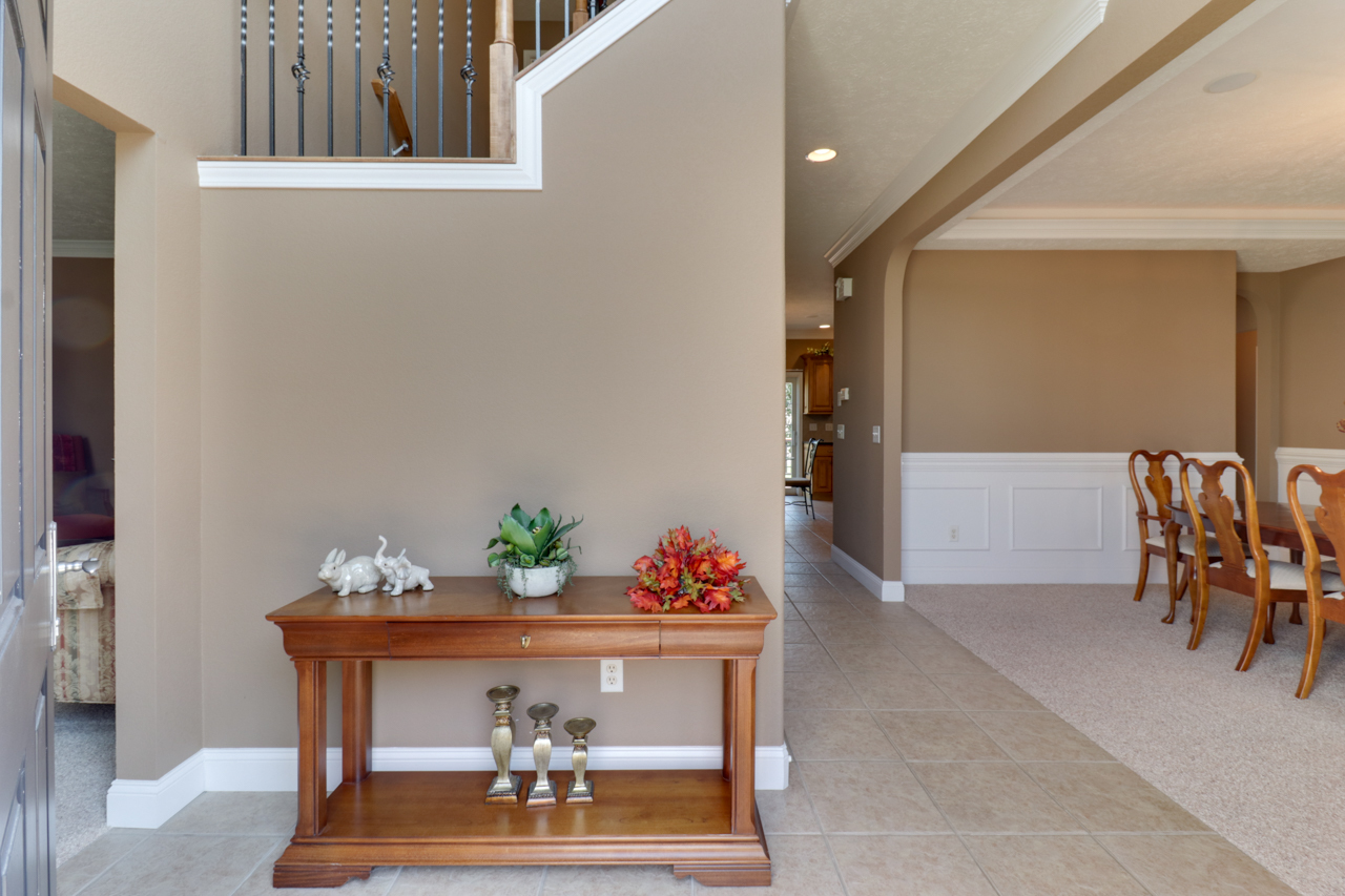 4012 Rockledge Road Bloomington, IL 61705 - Photo 5 of 63