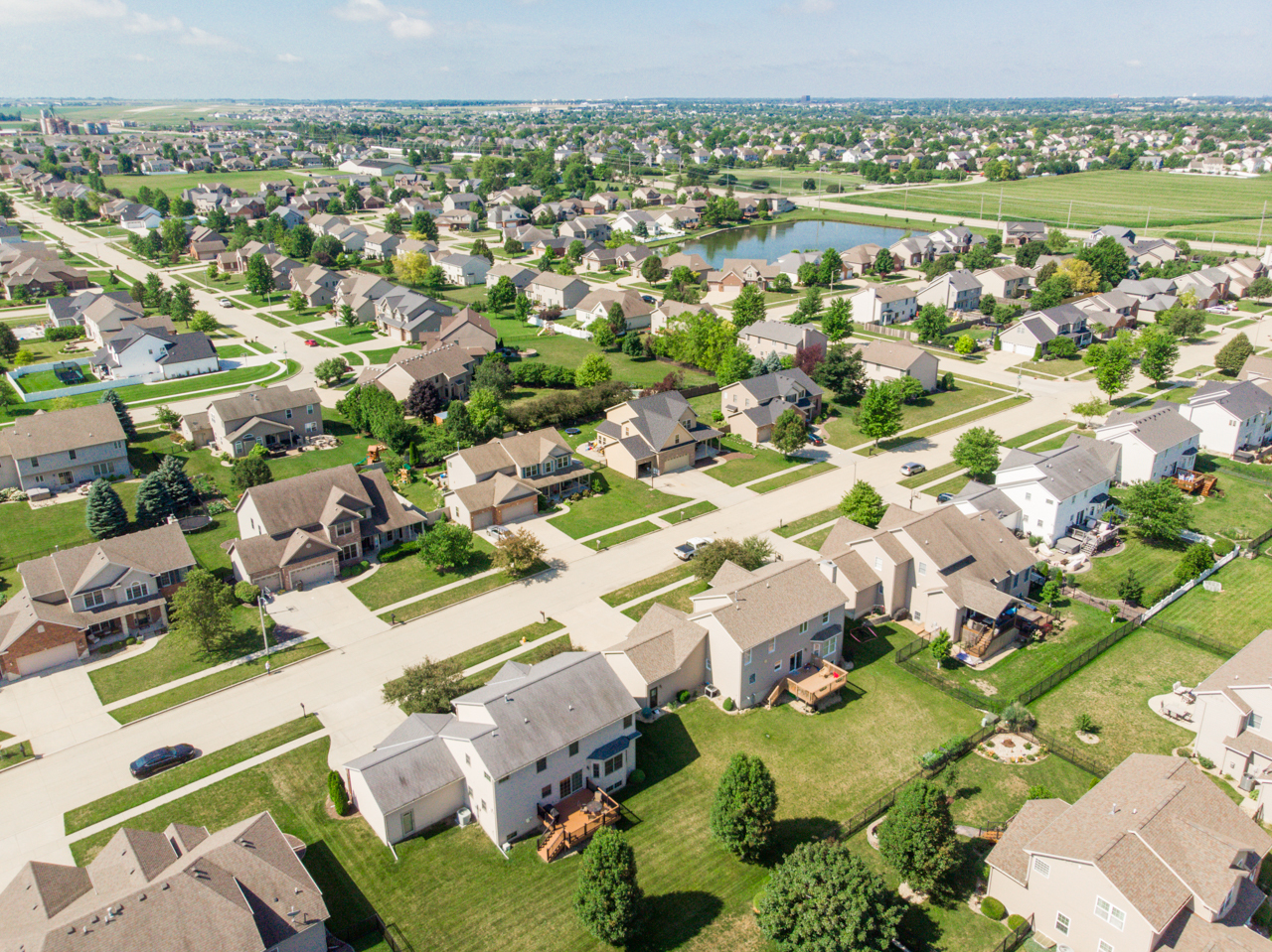4012 Rockledge Road Bloomington, IL 61705 - Photo 58 of 63 an aerial view of residential houses with outdoor space