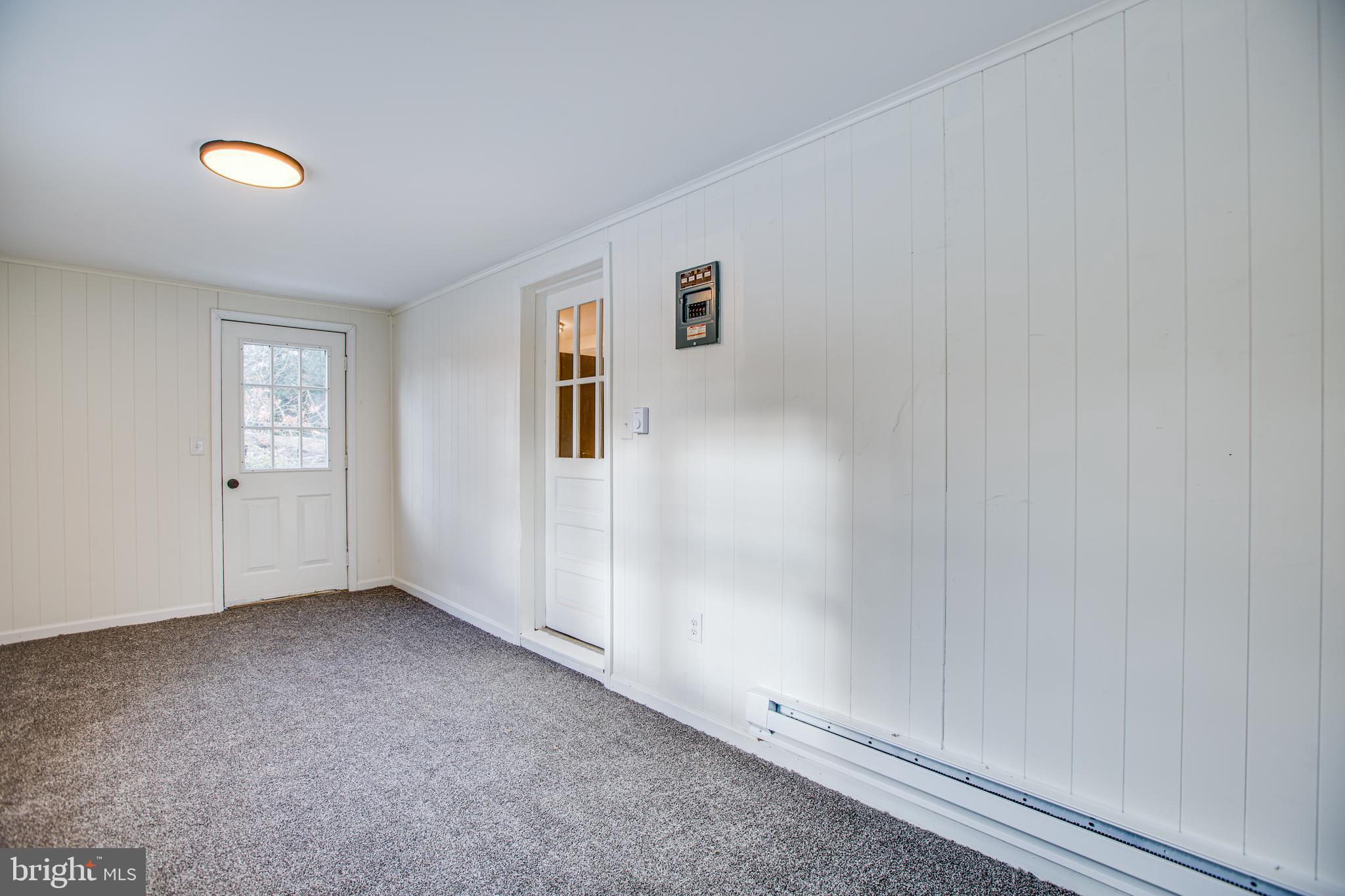 75 Ferry Road Fredericksburg, VA 22405 - Photo 13 of 29 Fully Conditioned Sunroom