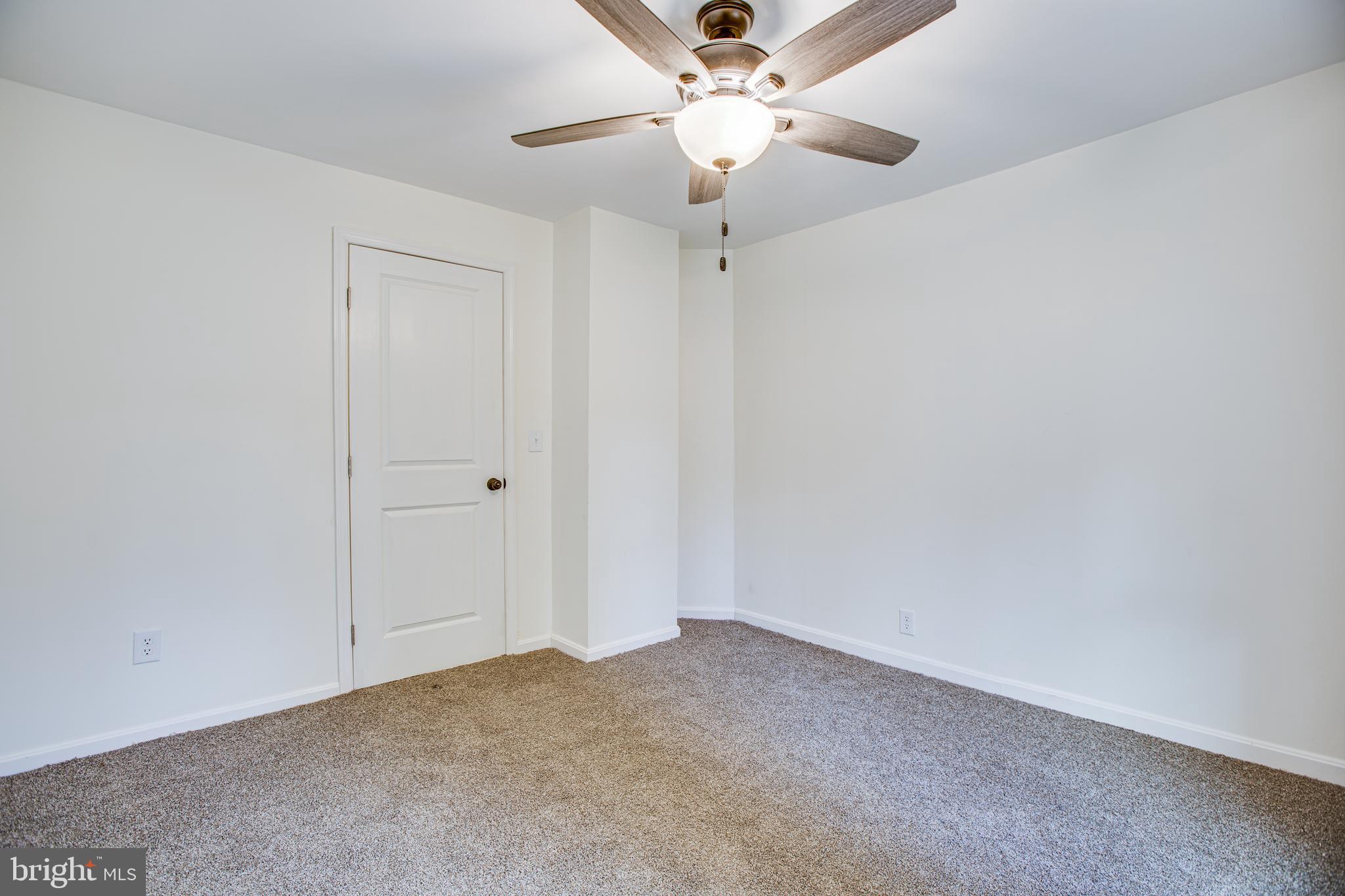 75 Ferry Road Fredericksburg, VA 22405 - Photo 18 of 29 Main Floor Bedroom