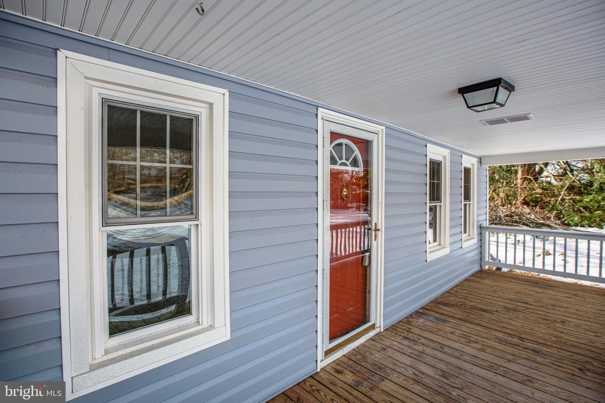 75 Ferry Road Fredericksburg, VA 22405 - Photo 3 of 29 Lovely Front Porch