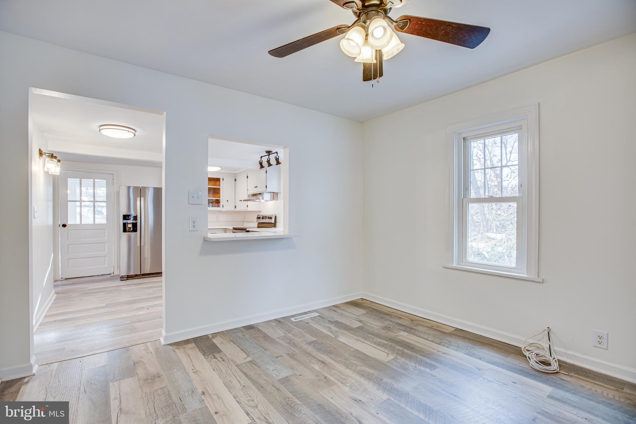 75 Ferry Road Fredericksburg, VA 22405 - Photo 6 of 29 Dining Room with Open Pass Through to Kitchen