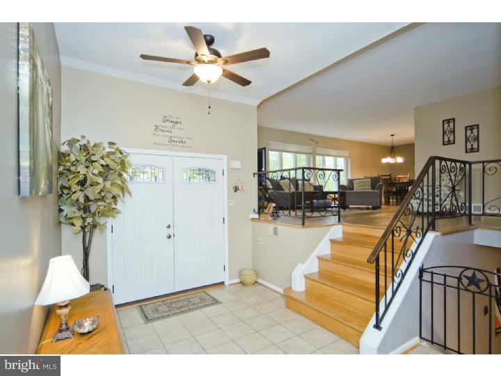 736 Mourning Dove Road Audubon, PA 19403 - Photo 3 of 25 Foyer