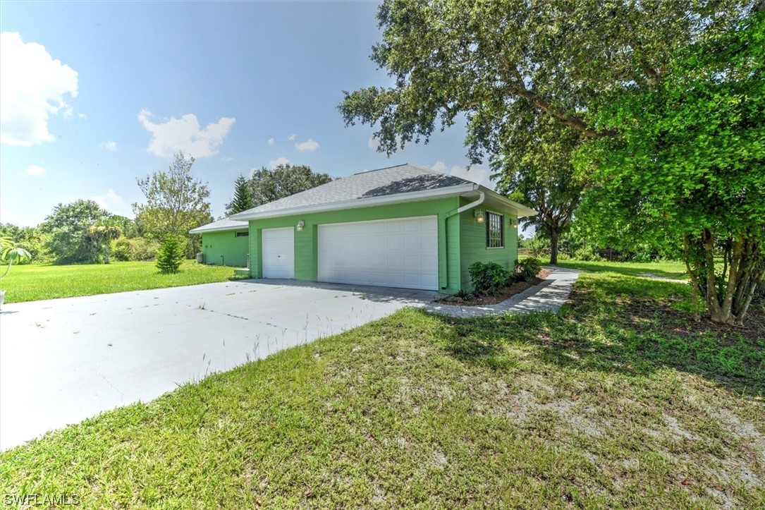5201 Obannon Road Fort Myers, FL 33905 - Photo 3 of 43 Gallery Image 3