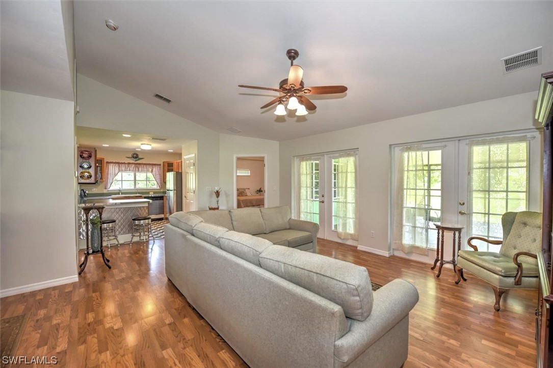 5201 Obannon Road Fort Myers, FL 33905 - Photo 9 of 43 Gallery Image 9