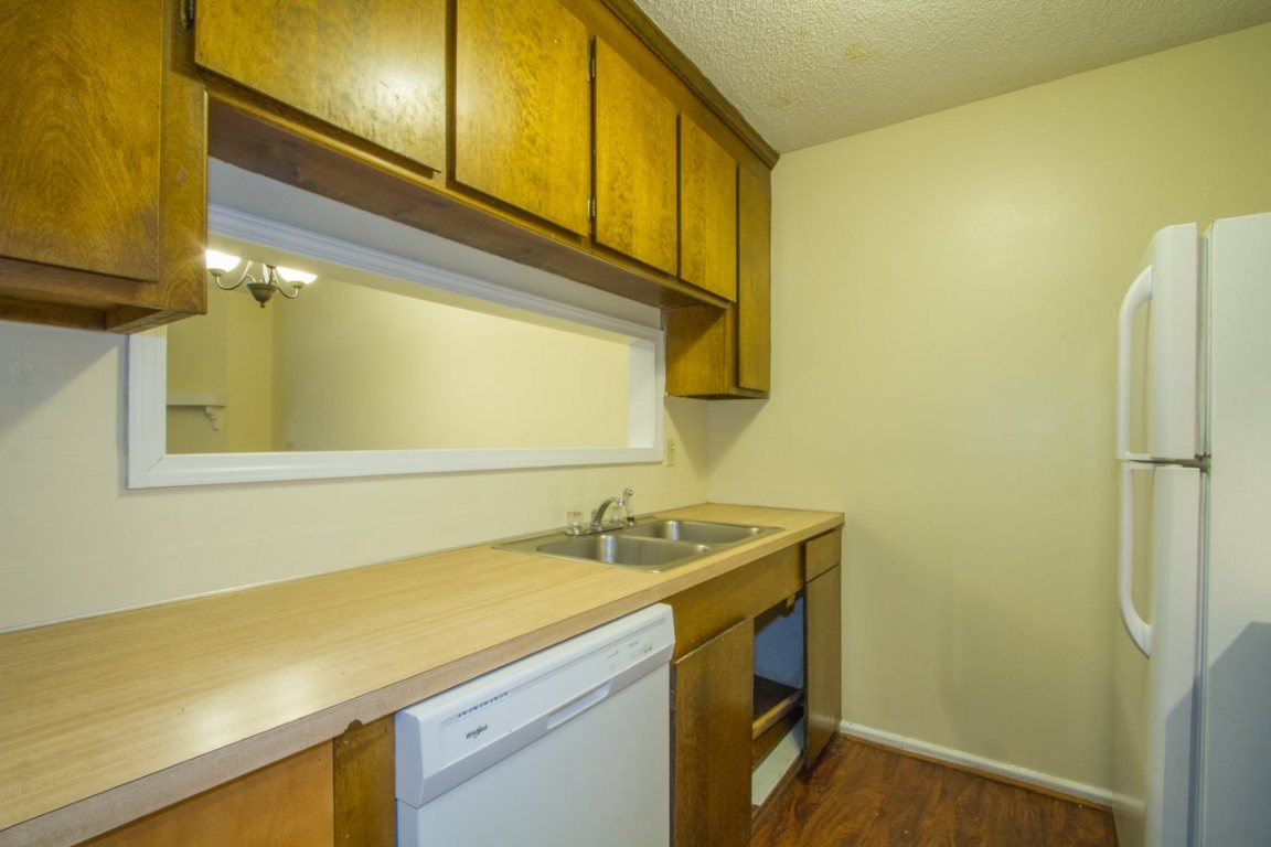 4310 Old Mill Road, Unit 4301 LEXINGTON WAY Anderson, SC 29621 - Photo 7 of 34 Gallery Image 7