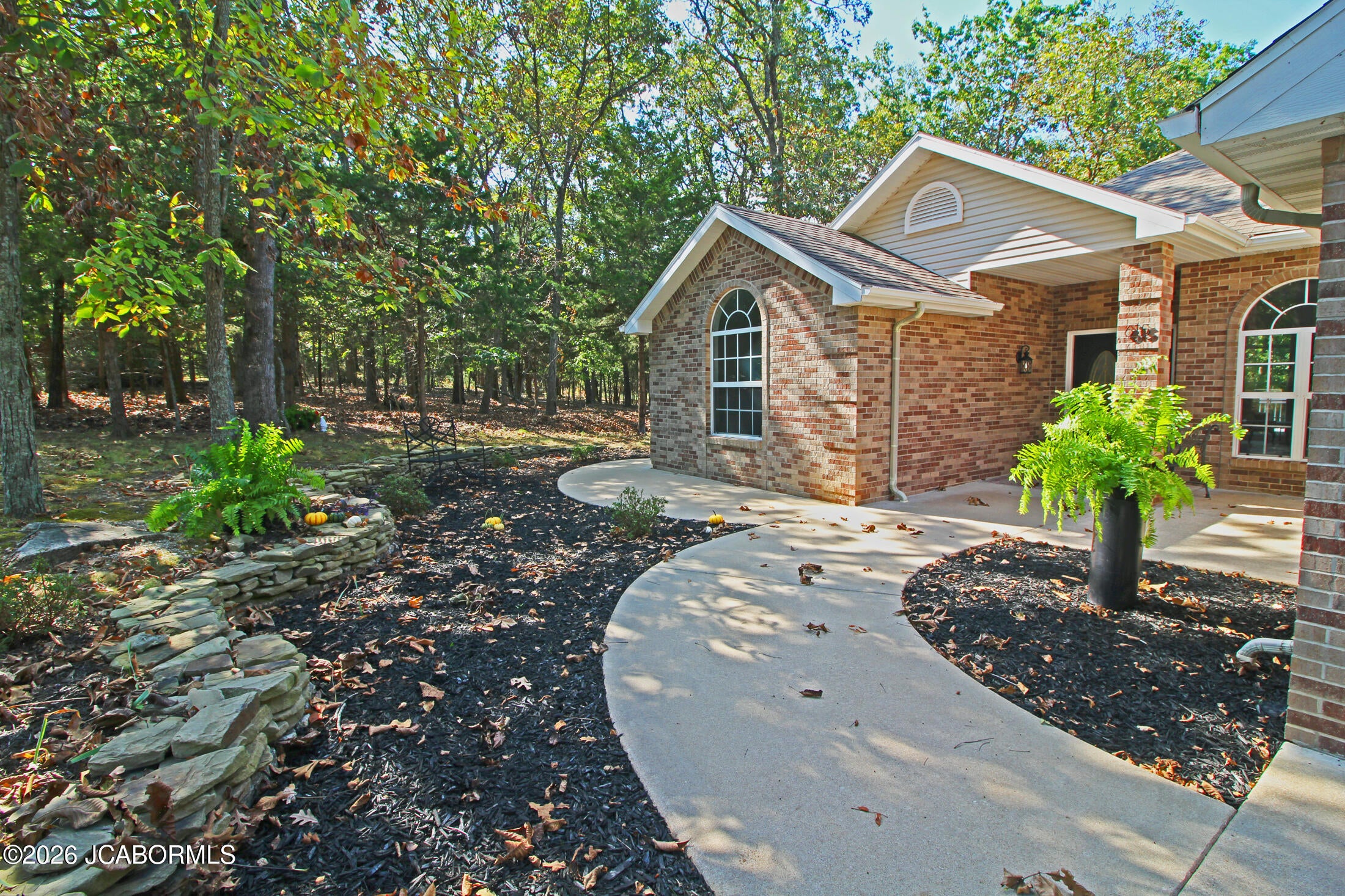 615 Cherokee Road Lake Ozark, MO 65049 - Photo 2 of 30 Gallery Image 2