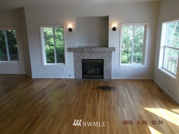4791 Berg Road Clinton, WA 98236 - Photo 4 of 13 Gallery Image 4