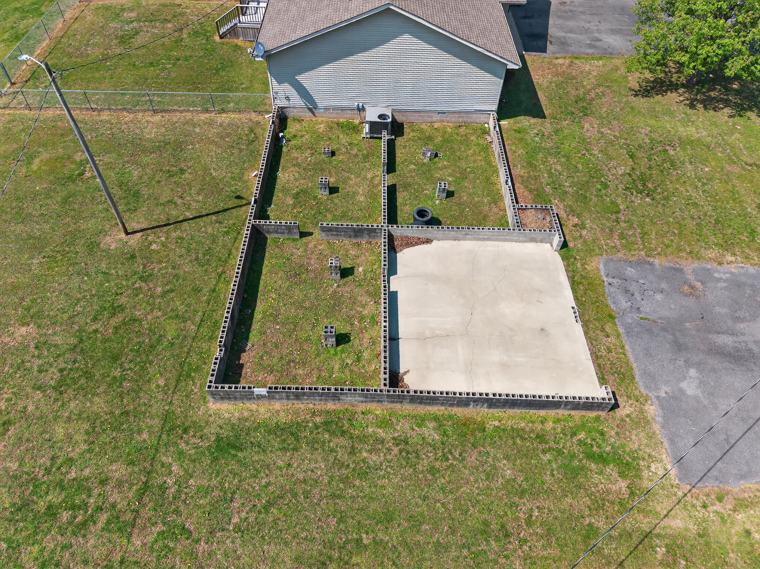 407-409 Walnut Road Boaz, KY 42027 - Photo 29 of 35 Additional Foundation