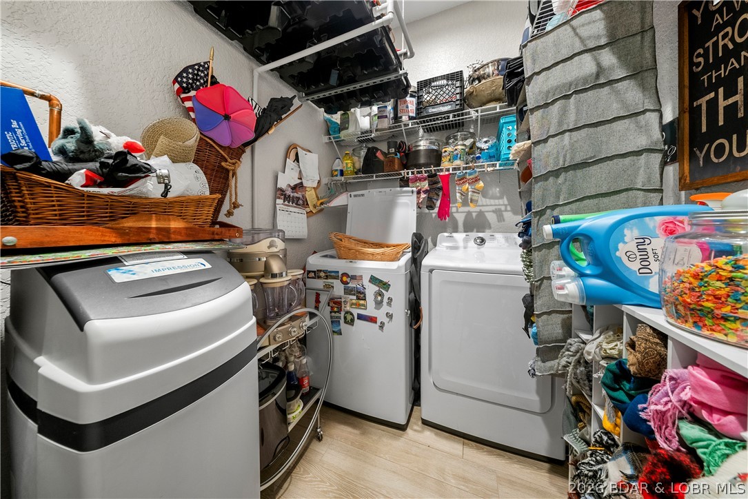1184 Jeffries Road, Unit 512 Osage Beach, MO 65065 - Photo 31 of 47 Laundry Room