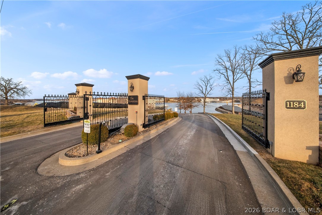 1184 Jeffries Road, Unit 512 Osage Beach, MO 65065 - Photo 6 of 47 Gated Entrance