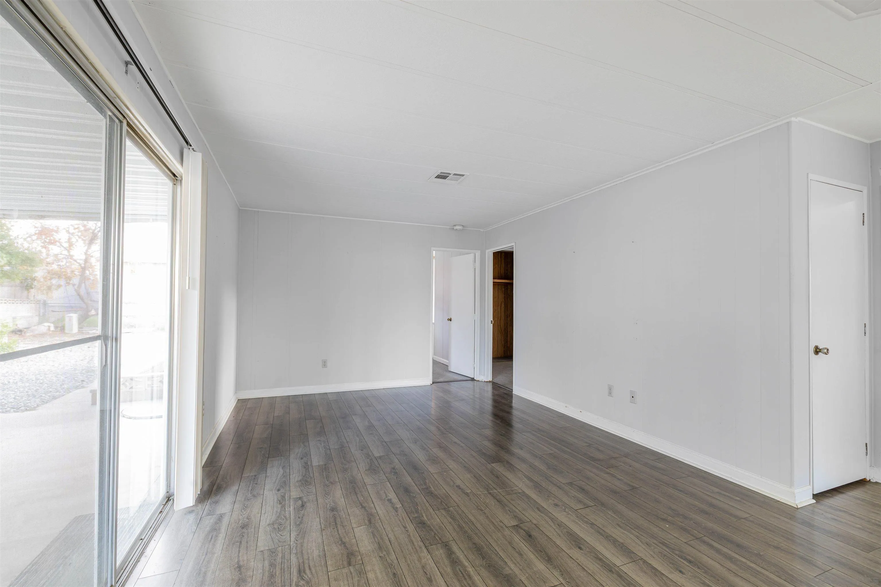43745 Rassle Drive Hemet, CA 92544 - Photo 13 of 42 Gallery Image 13