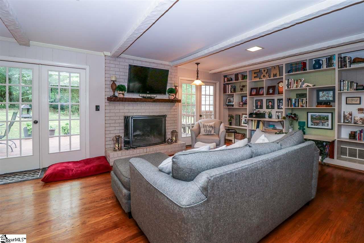 205 Hunting Hollow Road Greenville, SC 29615 - Photo 14 of 36 Gallery Image 14