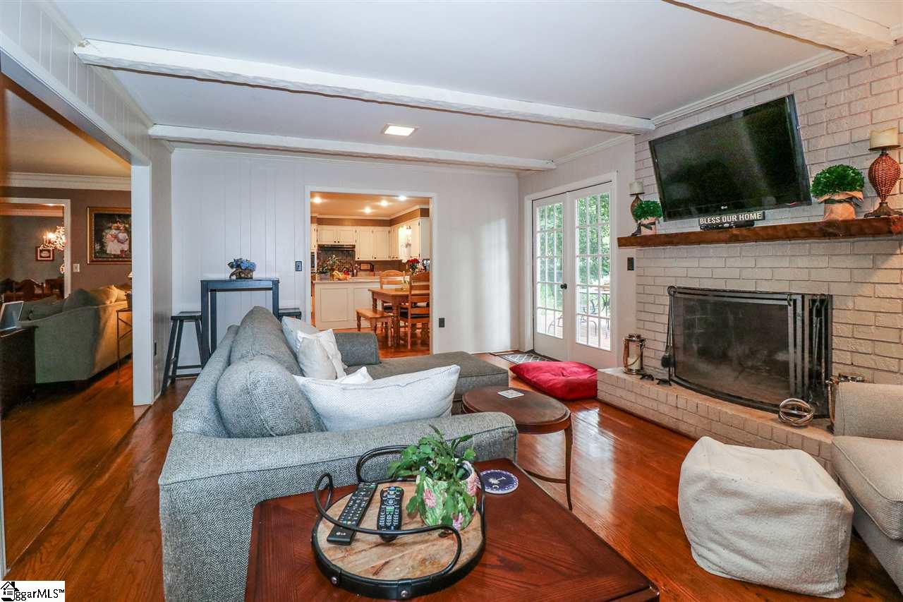 205 Hunting Hollow Road Greenville, SC 29615 - Photo 15 of 36 Gallery Image 15