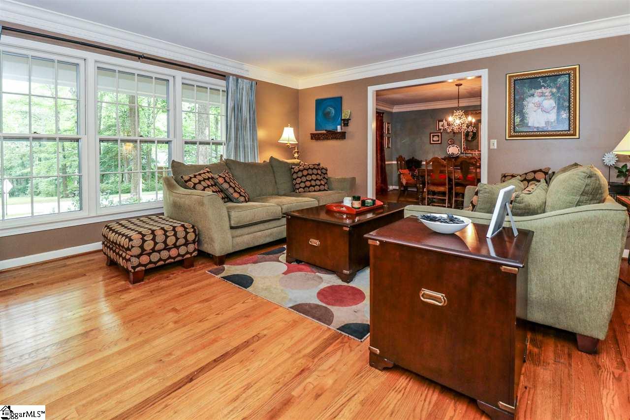205 Hunting Hollow Road Greenville, SC 29615 - Photo 3 of 36 Gallery Image 3