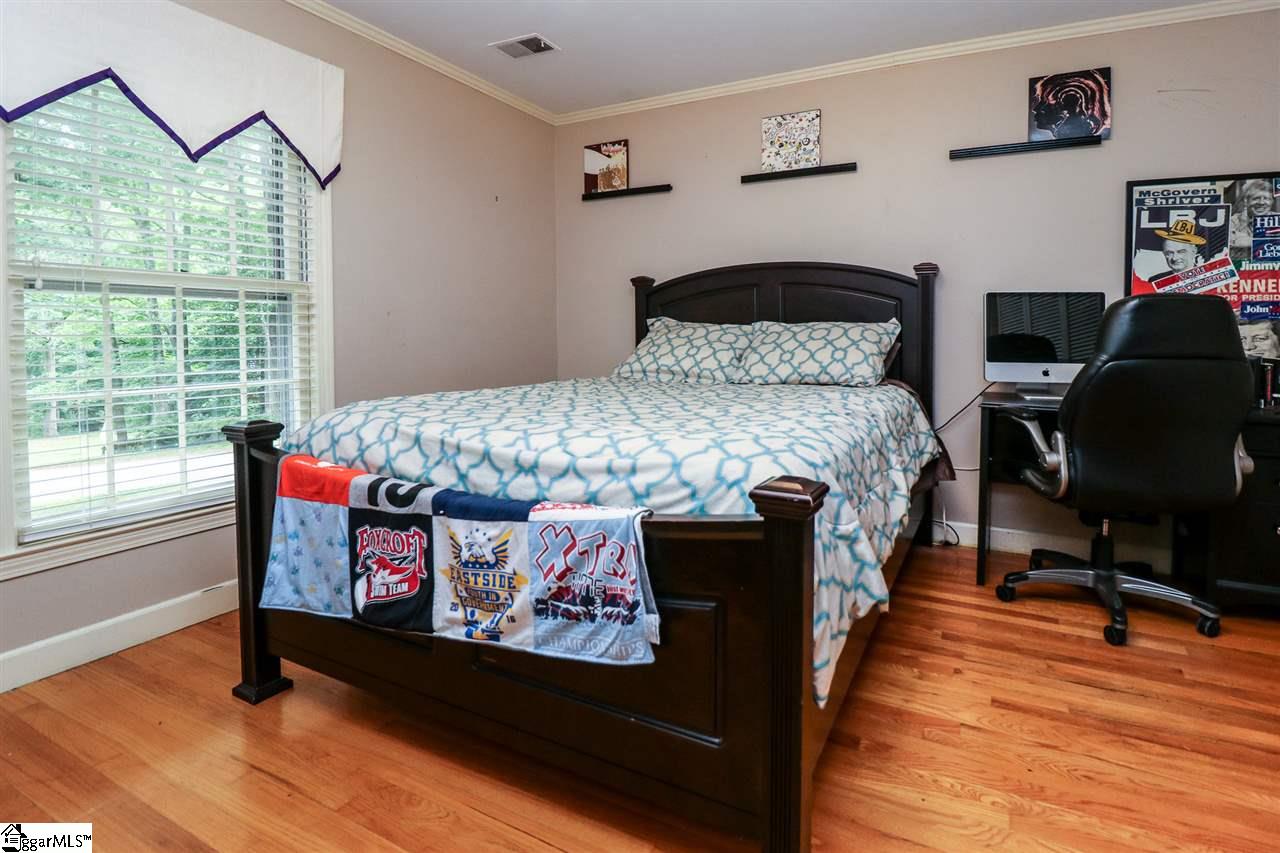 205 Hunting Hollow Road Greenville, SC 29615 - Photo 24 of 36 Gallery Image 24