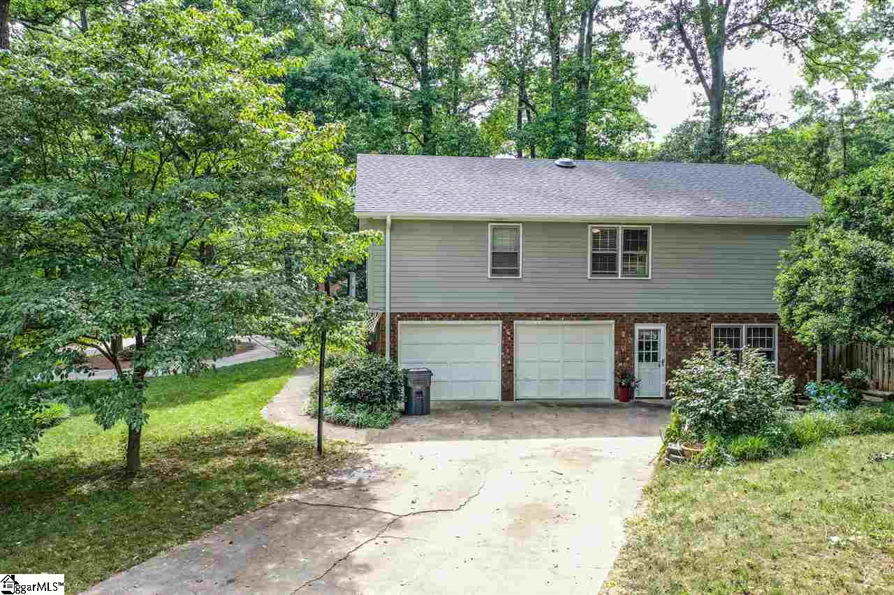 205 Hunting Hollow Road Greenville, SC 29615 - Photo 34 of 36 Gallery Image 34