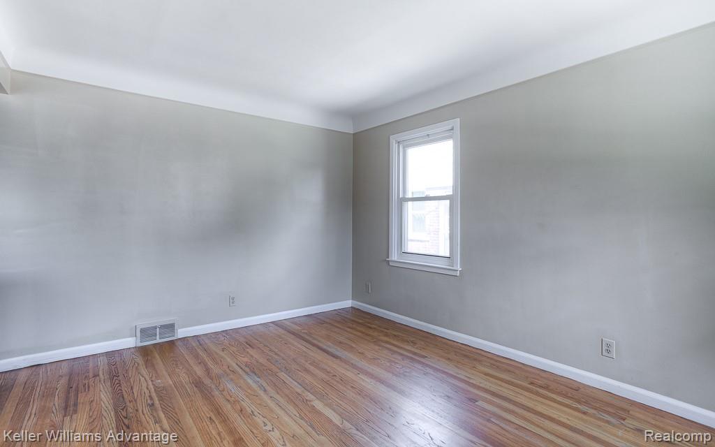 3546 Merrick Street Dearborn, MI 48124 - Photo 17 of 32