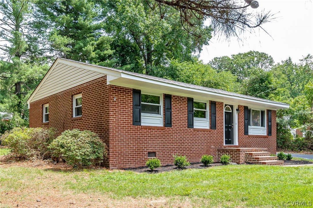 14221 Harrowgate Road Chester, VA 23831 - Photo 3 of 24