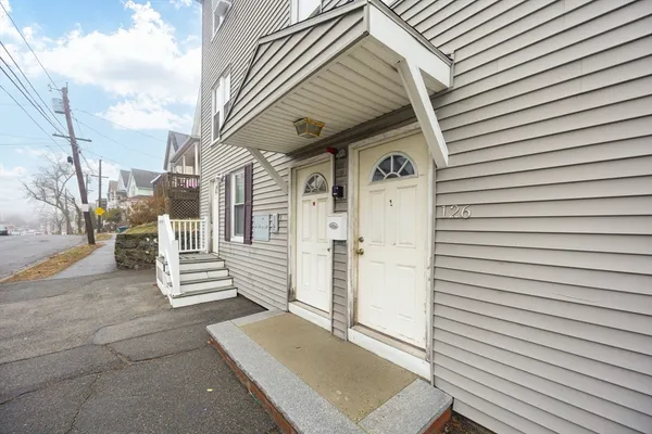 $1,099,000 | 122-126 Marianna Street, Lynn, MA 01902