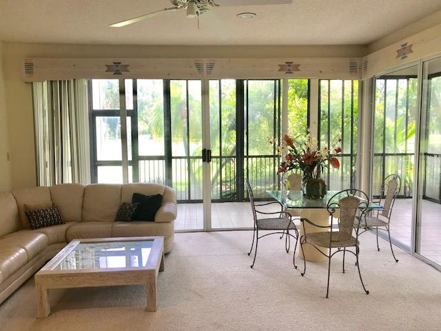 7663 Cinebar Drive Boca Raton, FL 33433 - Photo 5 of 26 LIGHT AND BRIGHT WITH GREAT VIEWS!
