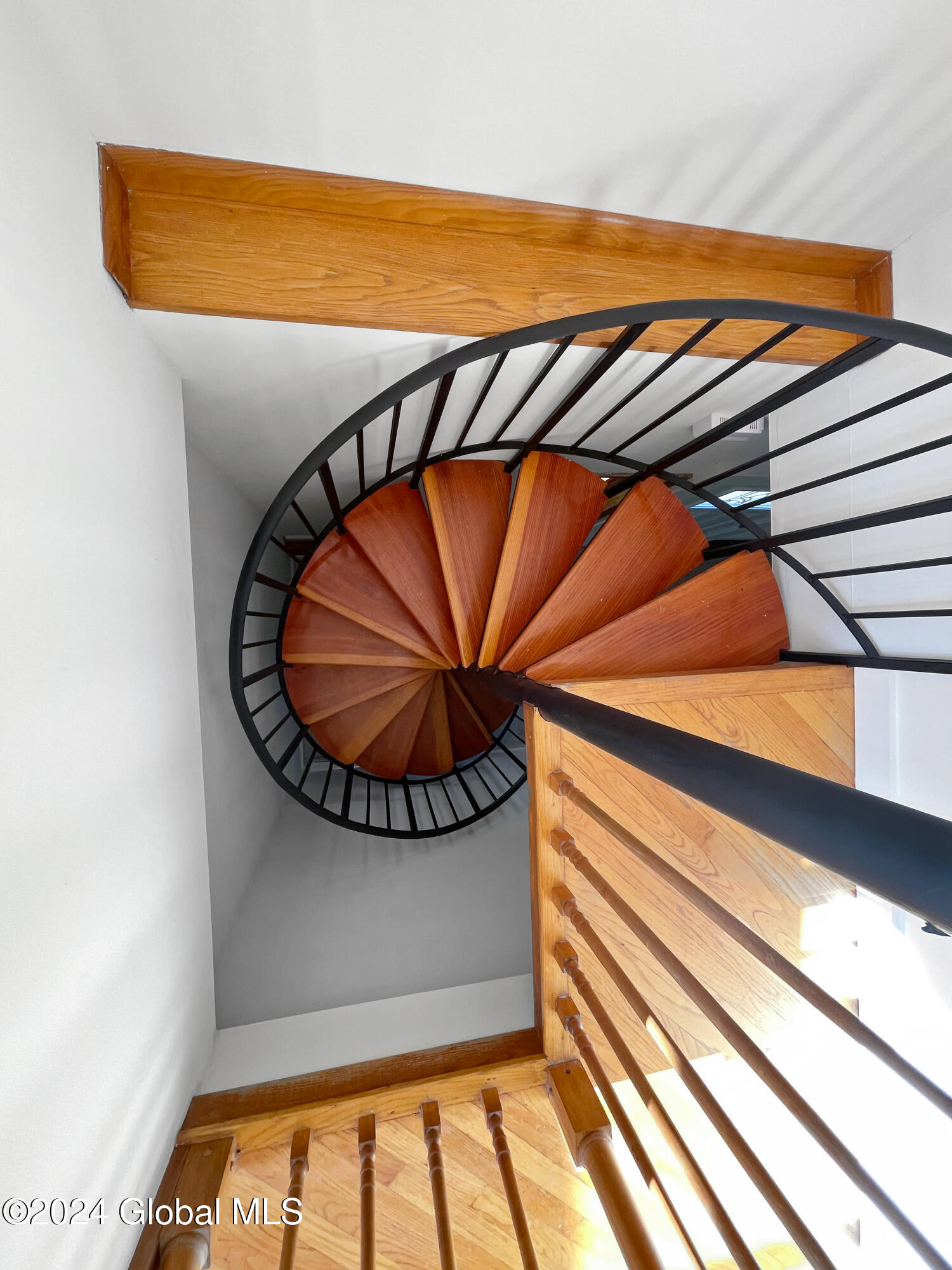 3008 Birchton Road Ballston Spa, NY 12020 - Photo 12 of 22 IMG_8007