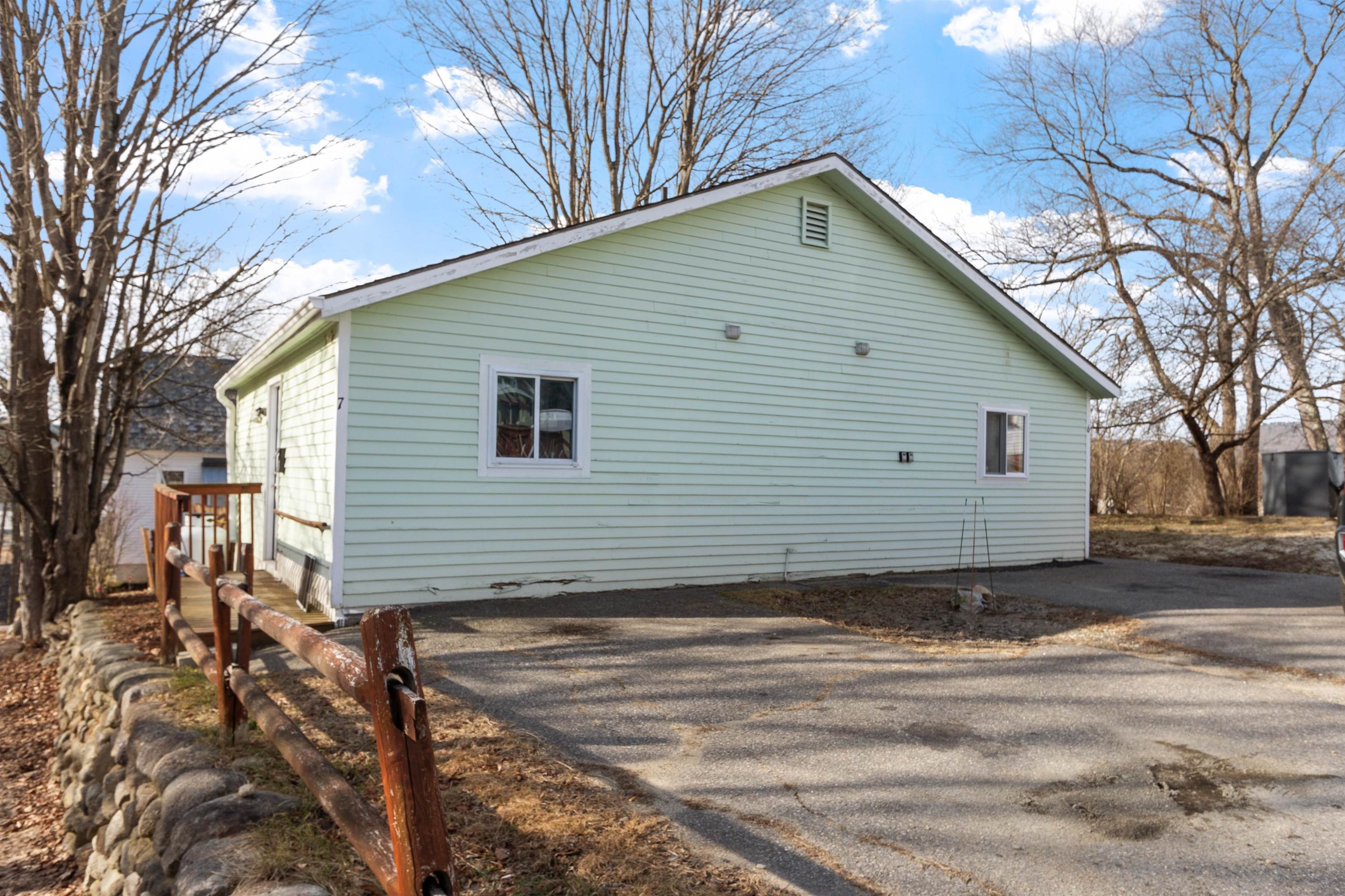 15 High Street Winchester, NH 03470 - Photo 9 of 15