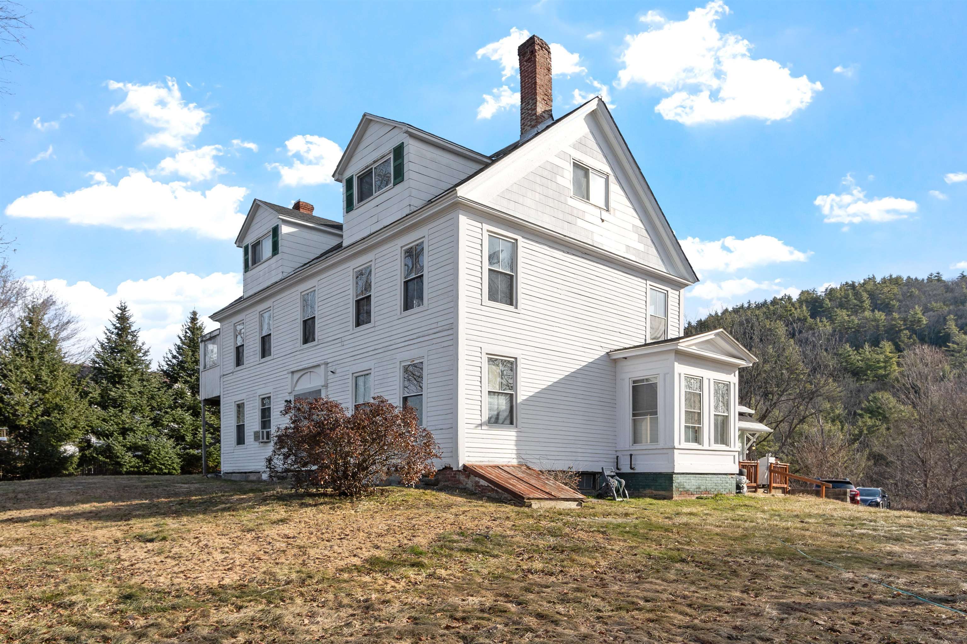 15 High Street Winchester, NH 03470 - Photo 10 of 15