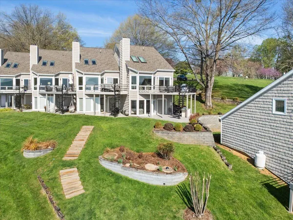 $779,900 | 1206 Nature Lane, Union Hall, VA 24176