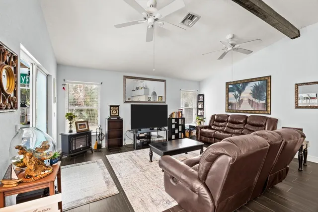 $479,900 | 314 Southwest Majestic Terrace, Port St. Lucie, FL 34984