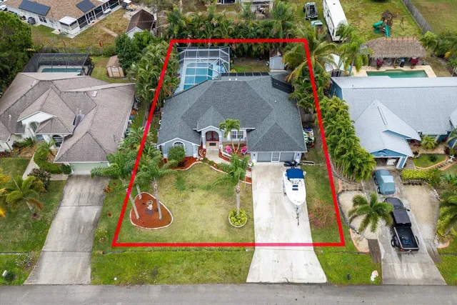 $479,900 | 314 Southwest Majestic Terrace, Port St. Lucie, FL 34984
