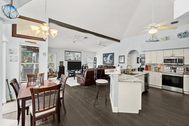 $479,900 | 314 Southwest Majestic Terrace, Port St. Lucie, FL 34984