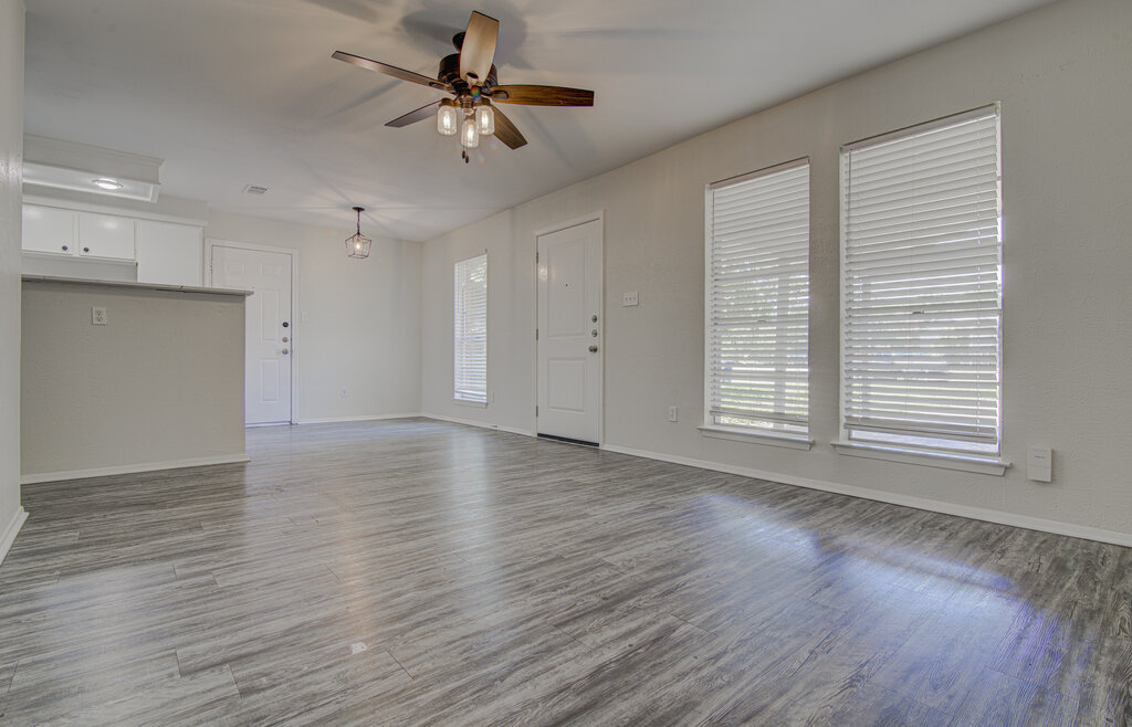 5301 Indio Circle, Unit B Austin, TX 78745 - Photo 5 of 21