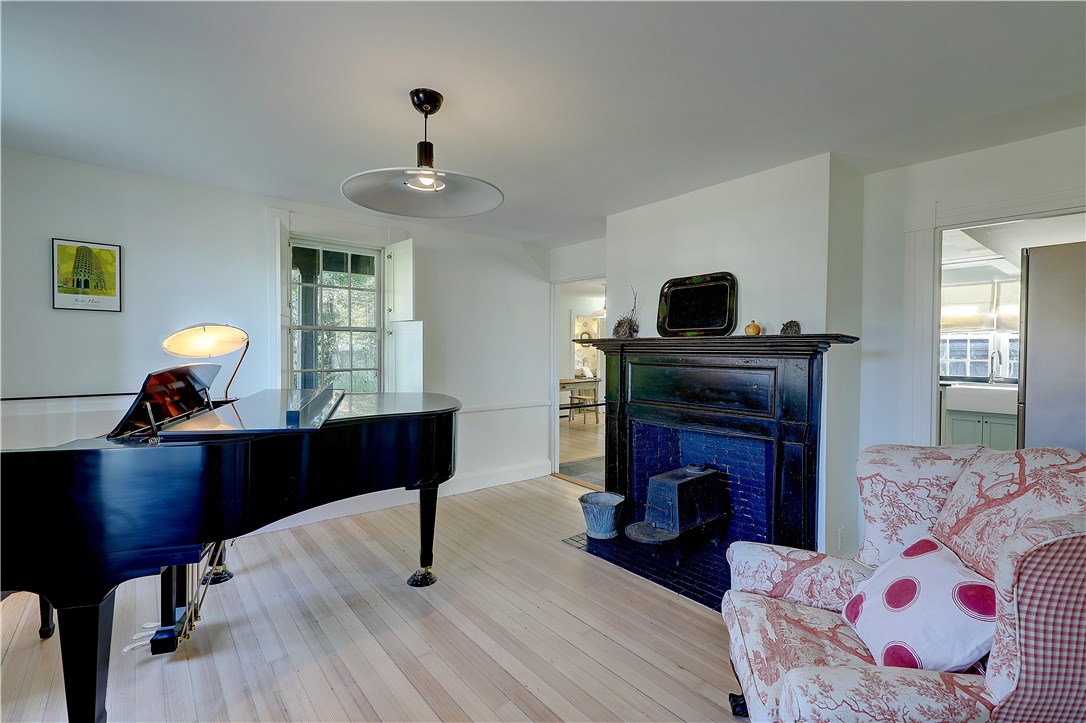 10 Rumstick Road Barrington, RI 02806 - Photo 17 of 36