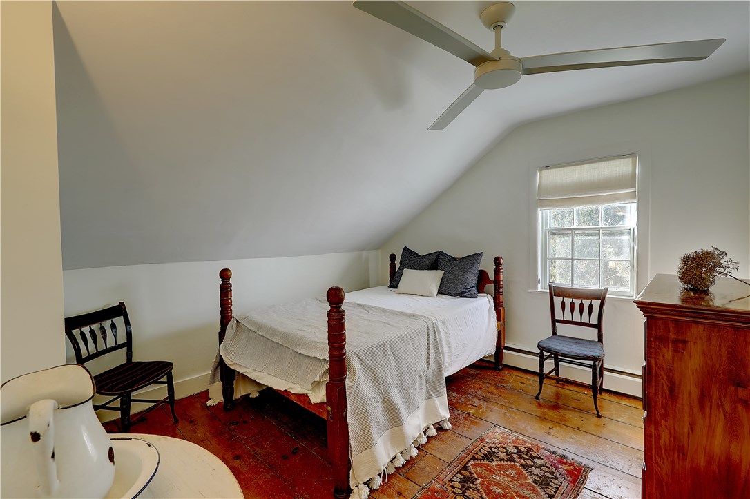 10 Rumstick Road Barrington, RI 02806 - Photo 23 of 36