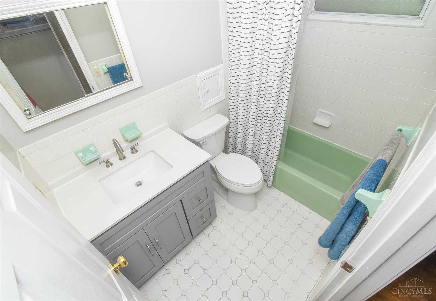 7970 Woodruff Road Cincinnati, OH 45255 - Photo 27 of 47 Gallery Image 27