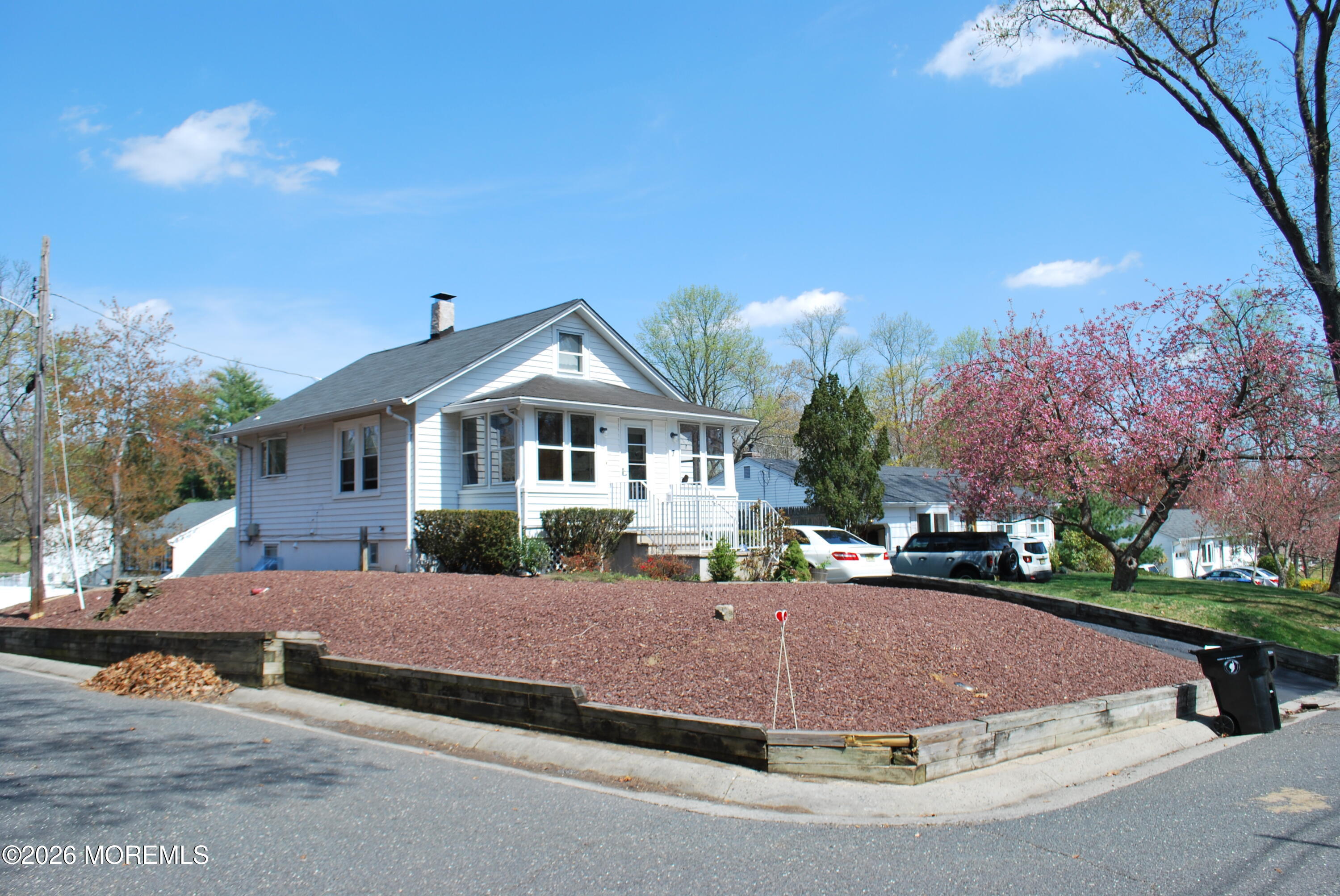 7 Houston Street Red Bank, NJ 07701 - Photo 4 of 38 a front view of a house with a yard