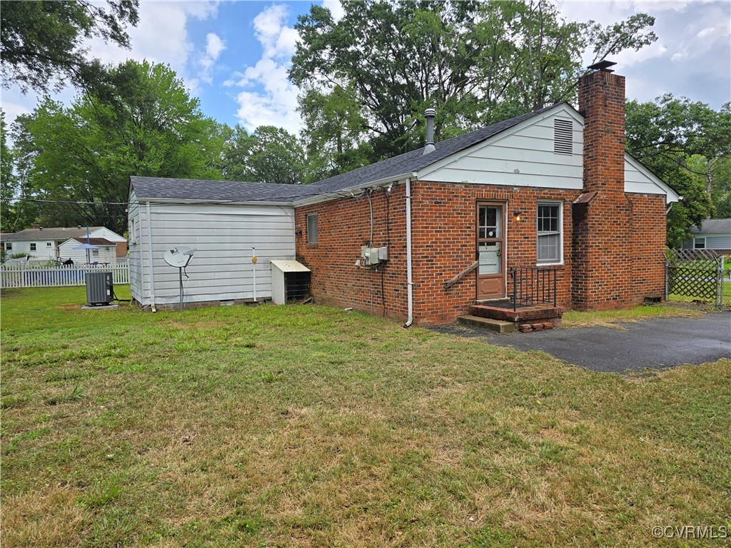 2930 Poyntelle Road Richmond, VA 23235 - Photo 3 of 33