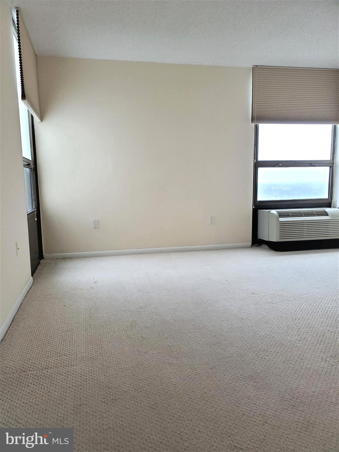 205 East Joppa Road, Unit 2105 Towson, MD 21286 - Photo 22 of 46 Primary Bedroom Entry