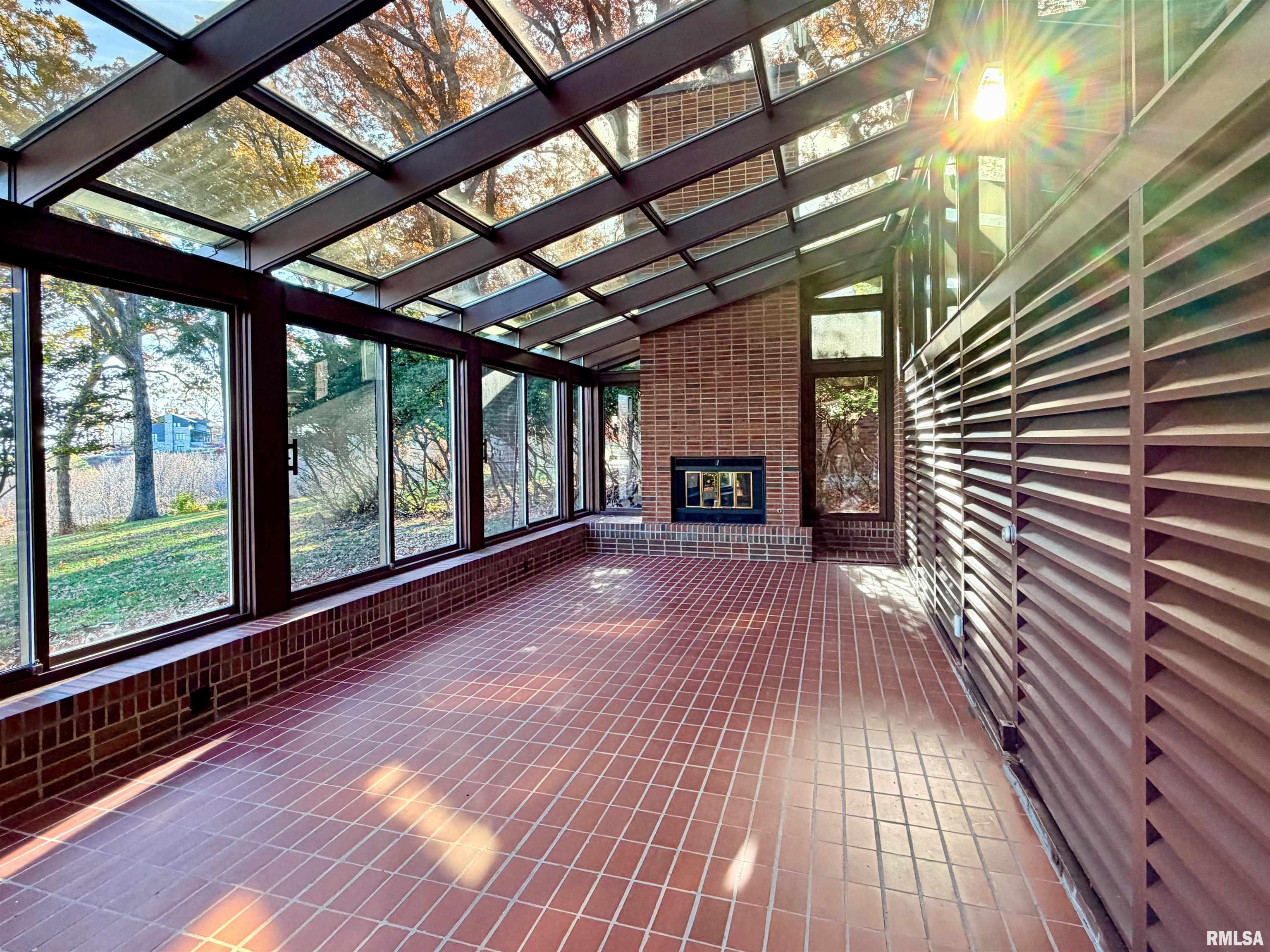 501 East High Point Road Peoria, IL 61614 - Photo 29 of 94