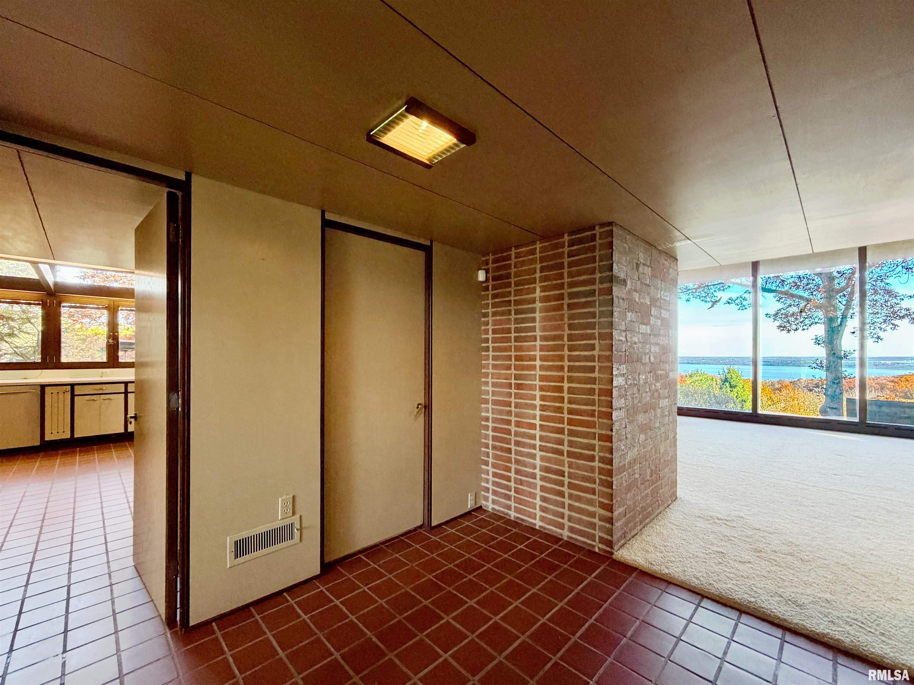 501 East High Point Road Peoria, IL 61614 - Photo 43 of 91