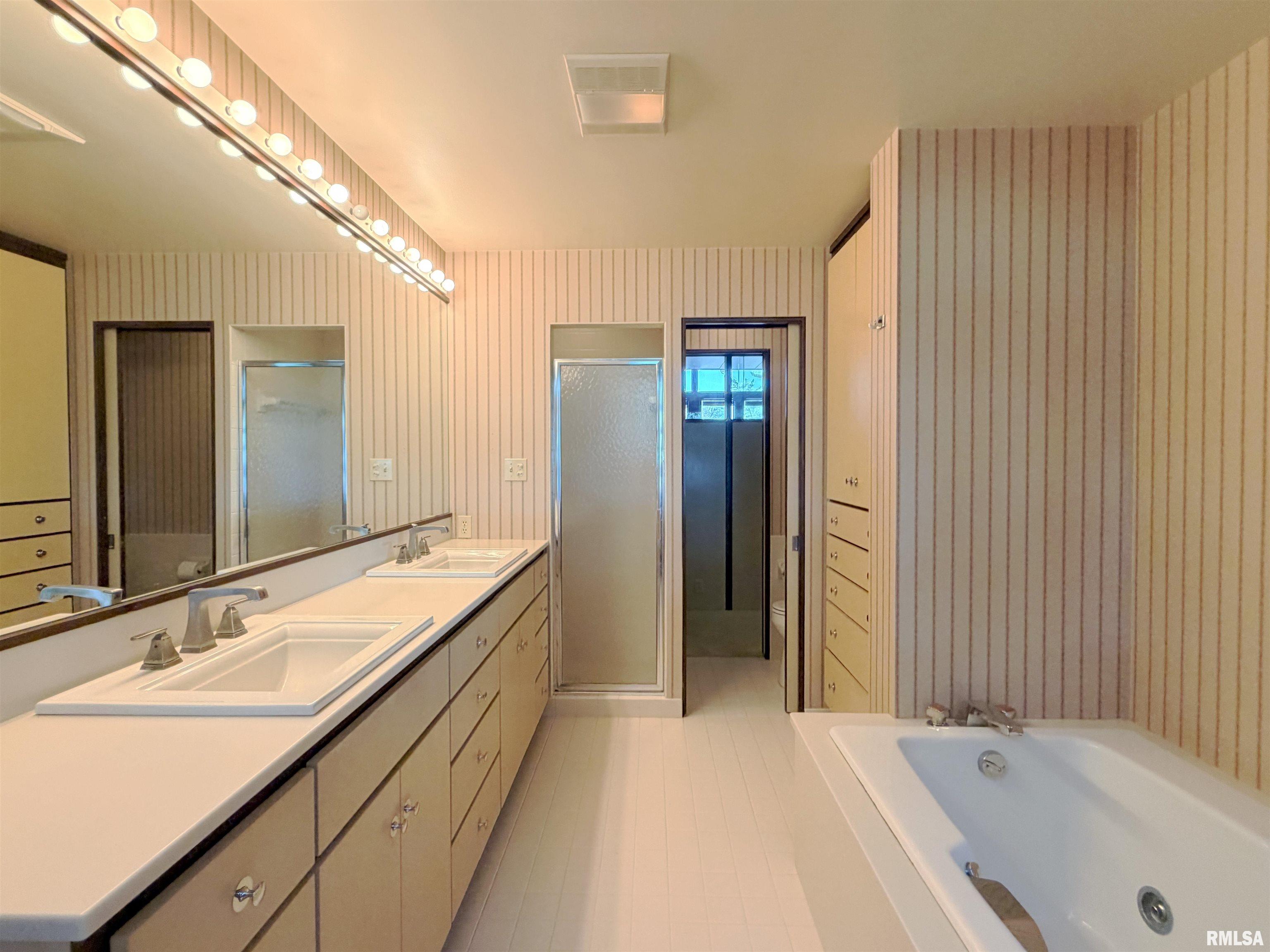 501 East High Point Road Peoria, IL 61614 - Photo 56 of 91