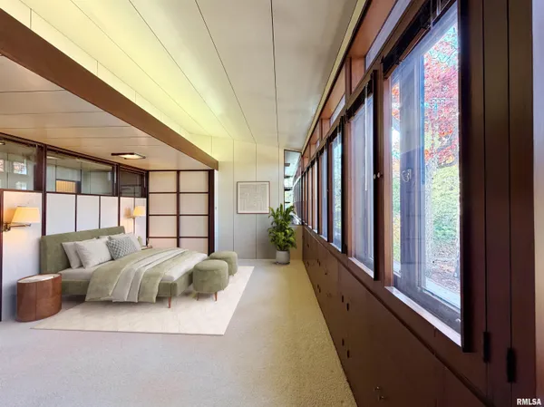 $940,000 | 501 East High Point Road, Peoria, IL 61614