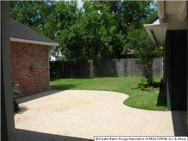 429 Plantation Ridge Avenue Baton Rouge, LA 70810 - Photo 3 of 23 Gallery Image 3