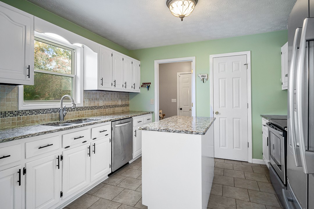 1710 Upper Hilham Road Livingston, TN 38570 - Photo 12 of 39 Gallery Image 12