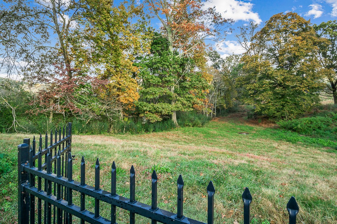 1710 Upper Hilham Road Livingston, TN 38570 - Photo 34 of 39 Gallery Image 34